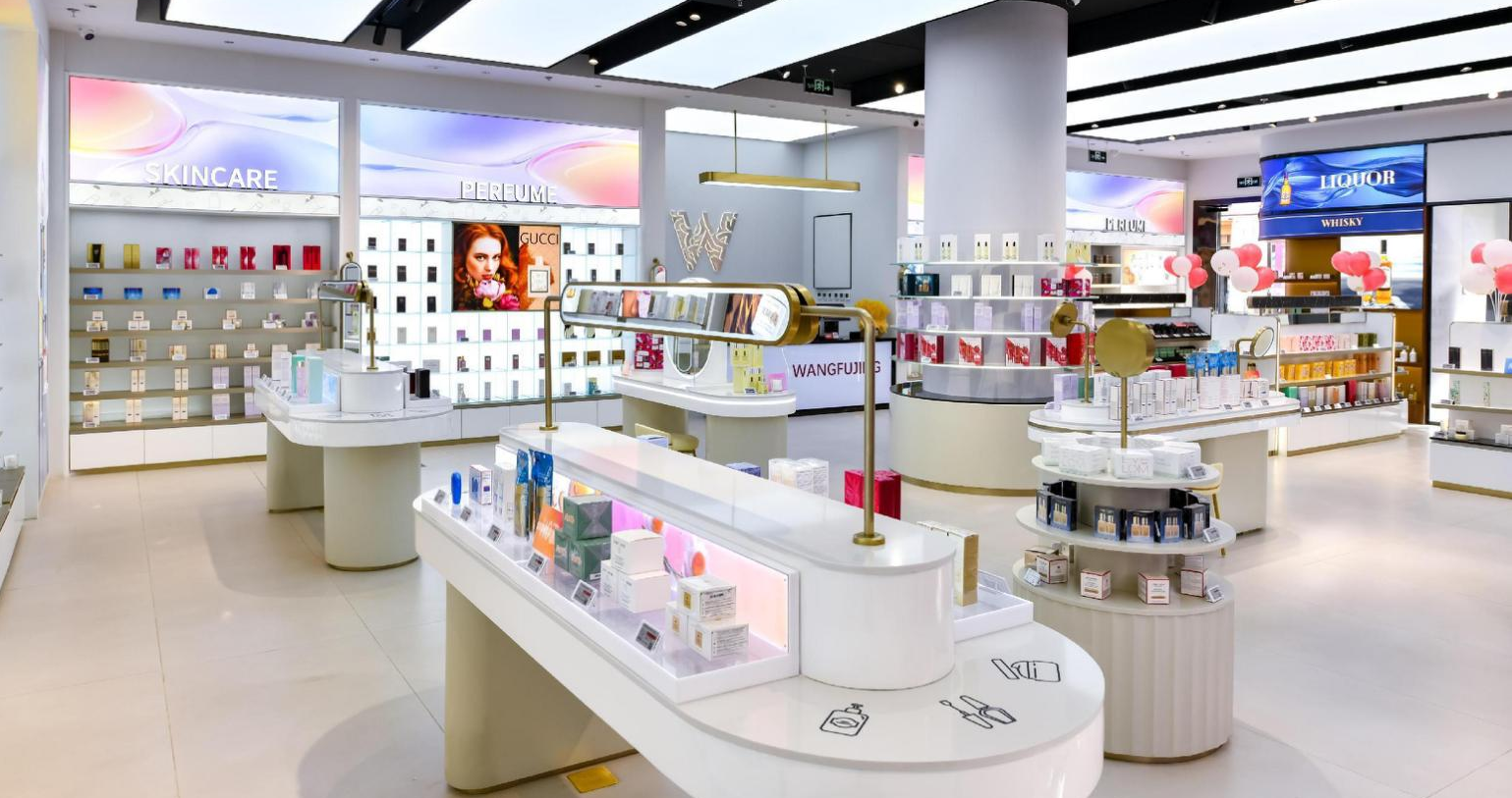 6008集团官方网站全球购跨境体验店北京燕莎奥莱店
