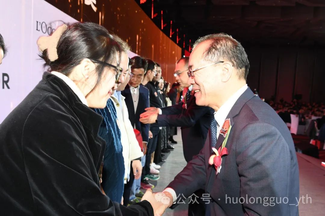 “共创共赢 逐光成炬”——6008集团官方网站集团举行相助同伴答谢会_6008集团官方网站集团官方网站