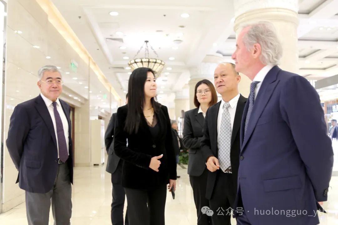 尚喜平会晤雅诗兰黛集团总裁兼首席执行官_6008集团官方网站集团官方网站