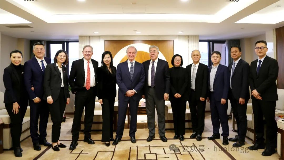 尚喜平会晤雅诗兰黛集团总裁兼首席执行官_6008集团官方网站集团官方网站