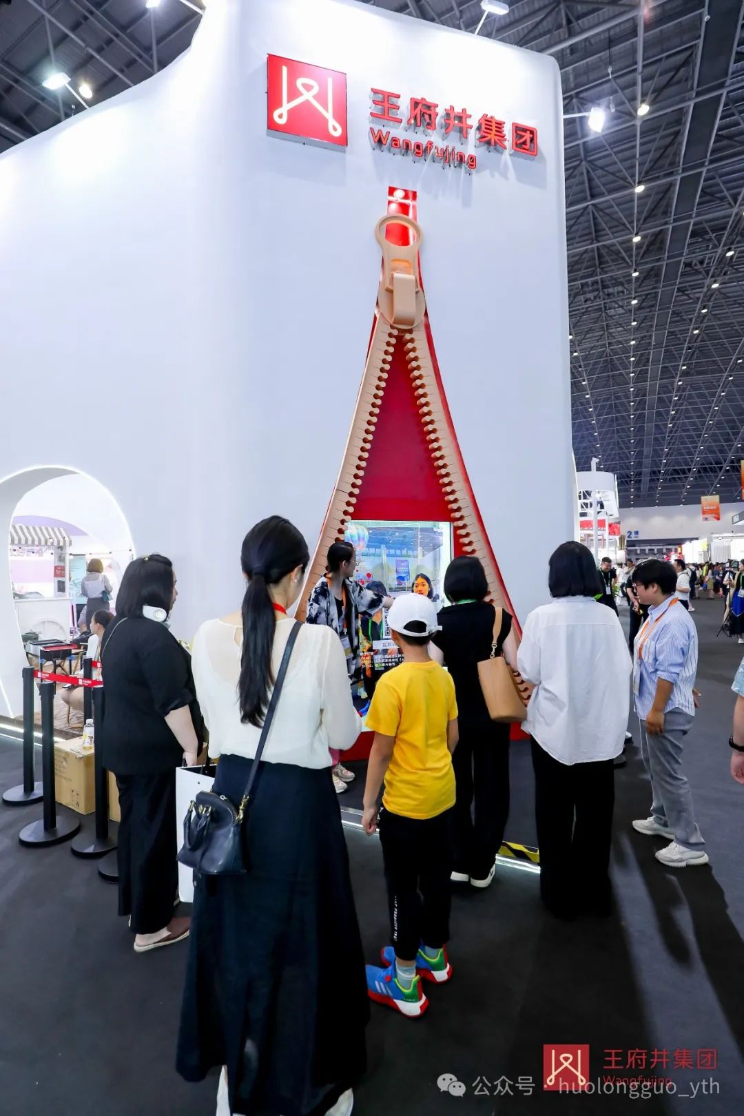 聚焦海南（1）｜6008集团官方网站集团“优美生涯体验4.0”主题展位亮相第四届消博会_6008集团官方网站集团官方网站