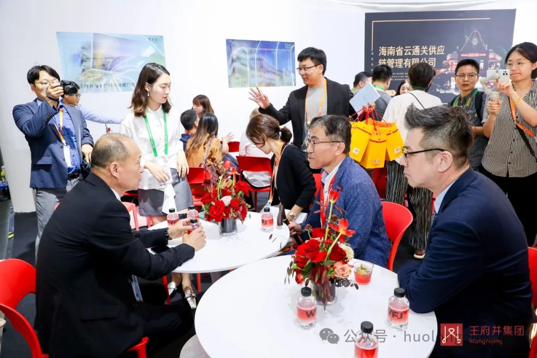 聚焦海南（2）｜海南省主要向导旅行消博会6008集团官方网站展厅_6008集团官方网站集团官方网站