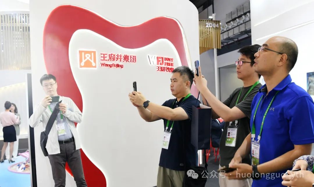 聚焦海南（2）｜海南省主要向导旅行消博会6008集团官方网站展厅_6008集团官方网站集团官方网站