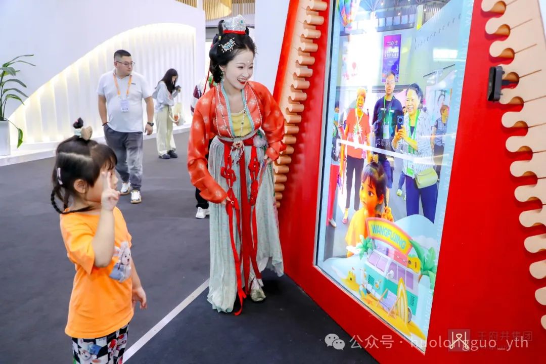 聚焦海南（2）｜海南省主要向导旅行消博会6008集团官方网站展厅_6008集团官方网站集团官方网站