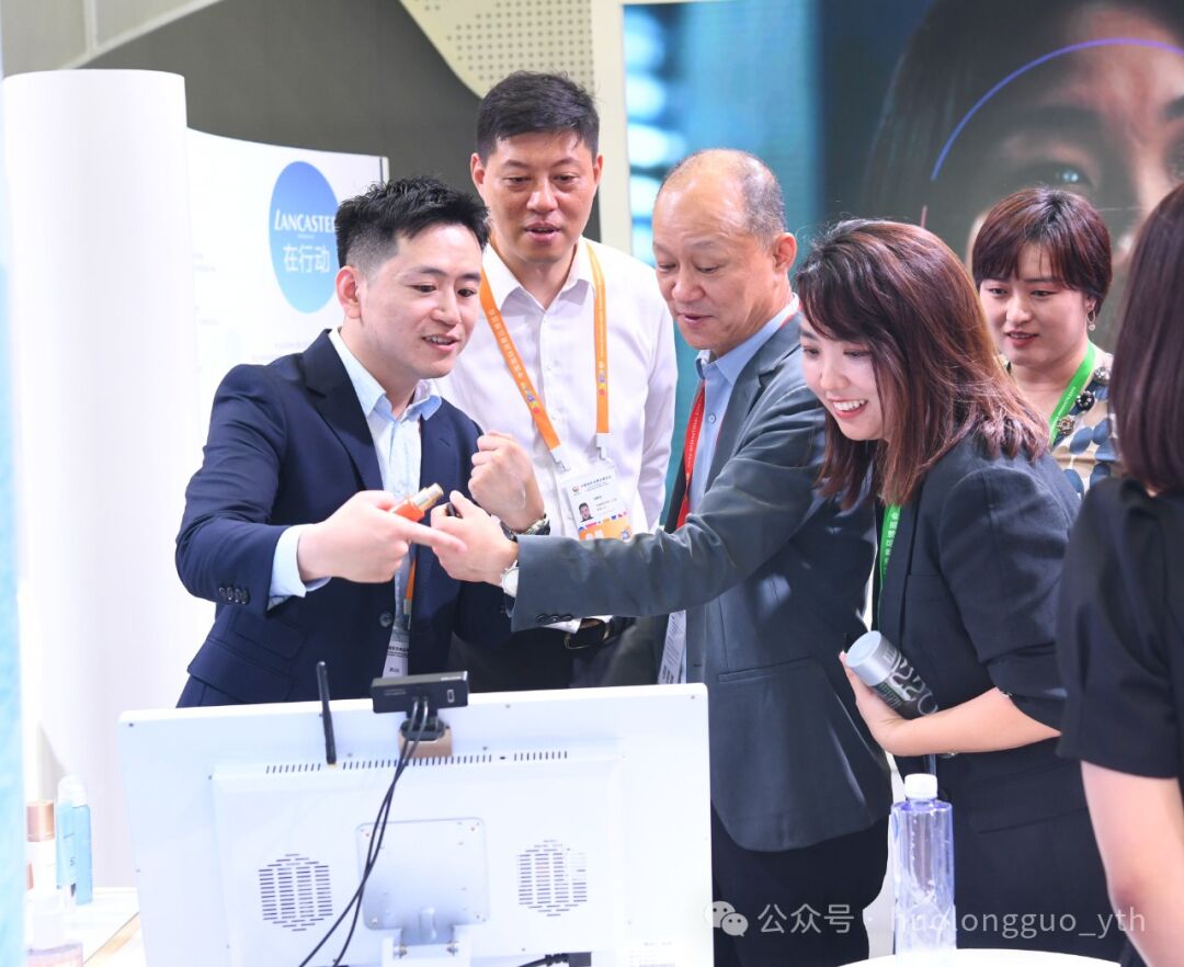聚焦海南（3）｜消博会现场多家战略相助同伴互访_6008集团官方网站集团官方网站