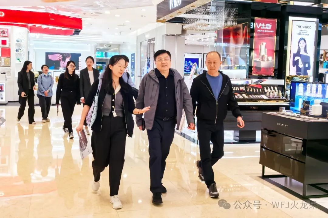 白凡赴成都地区门店调研_6008集团官方网站集团官方网站