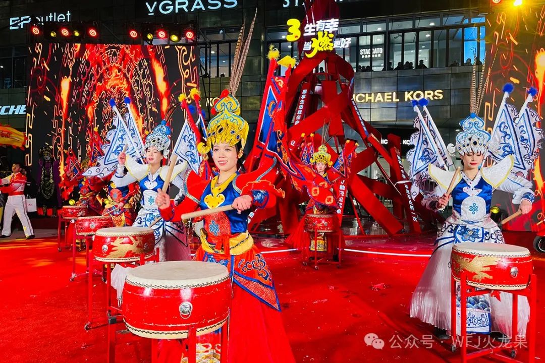 花·火·燃动——如意小镇3周年庆&amp;包头6008集团官方网站22周年庆_6008集团官方网站集团官方网站