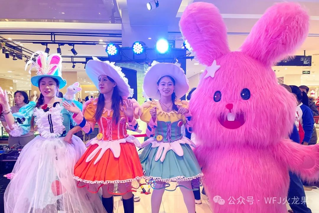 花·火·燃动——如意小镇3周年庆&amp;包头6008集团官方网站22周年庆_6008集团官方网站集团官方网站