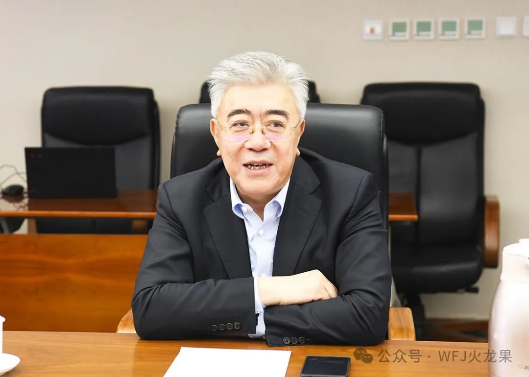 白凡听取燕莎友谊商城刷新新动向_6008集团官方网站集团官方网站