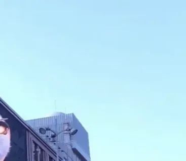 北京超高清视听·行丨6008集团官方网站裸眼3D大屏：重塑古板商圈体验新范式_6008集团官方网站集团官方网站