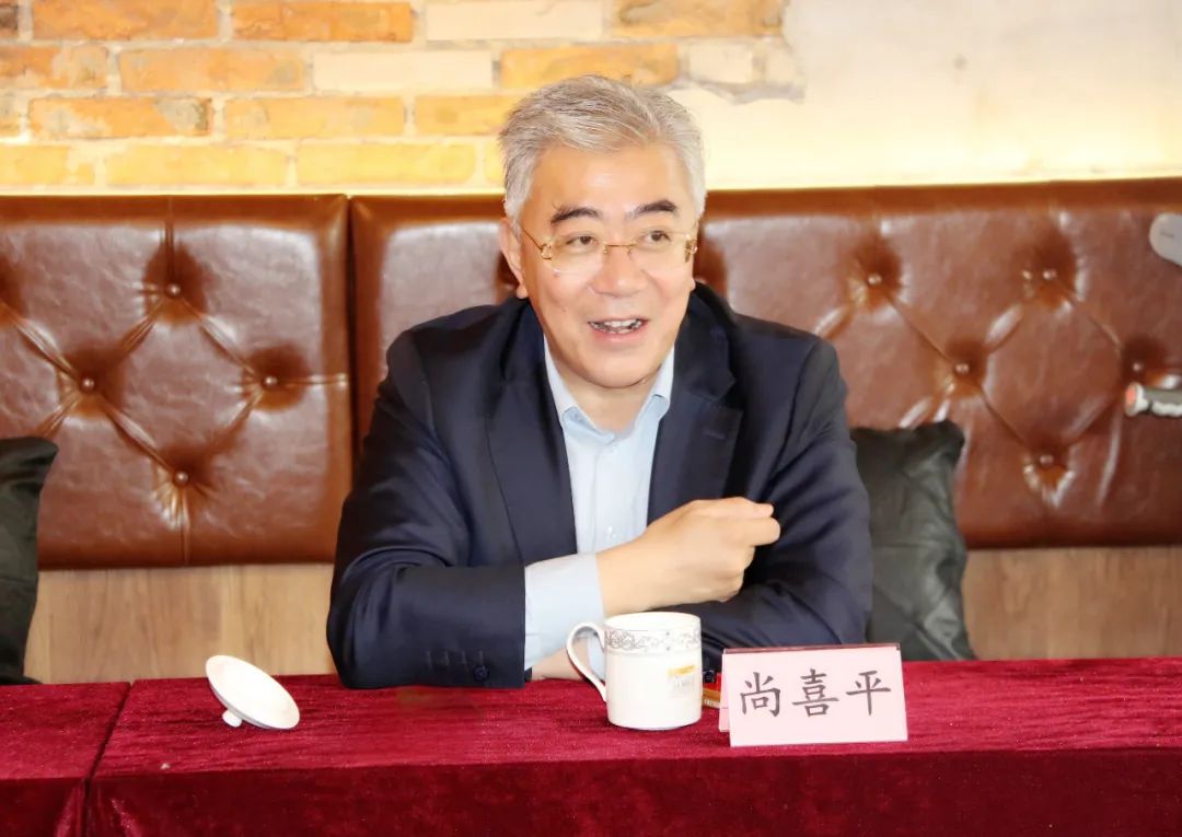 北京区域召开谋划剖析会，，，，共探“一店一策”转型之路_6008集团官方网站集团官方网站