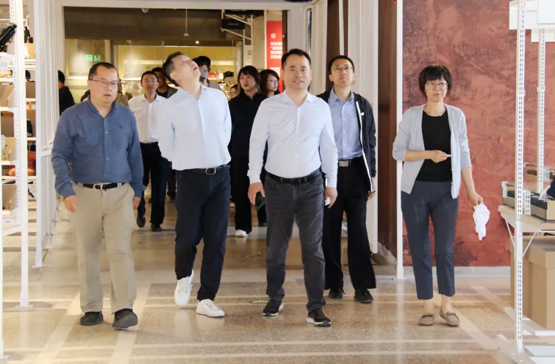 北京区域召开谋划剖析会，，，，共探“一店一策”转型之路_6008集团官方网站集团官方网站